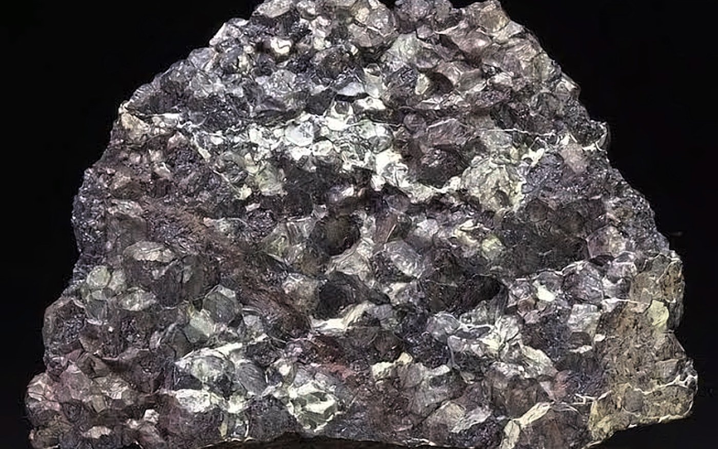 Chromite ore